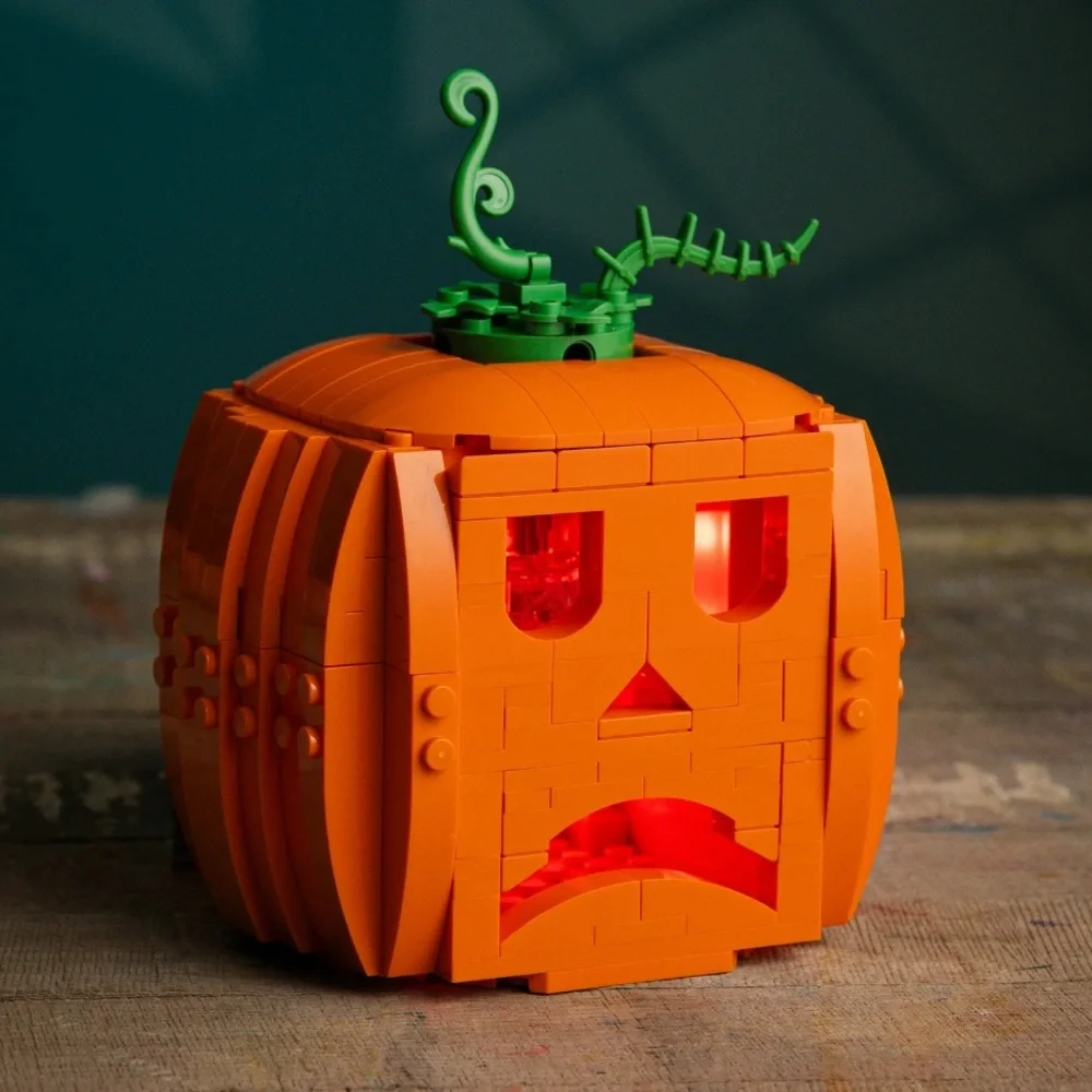 Lego Brick Craft 3 in 1 Pumpkin Light Up - NEW